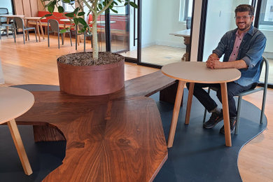 Inspiration for a modern dining room remodel in Milwaukee