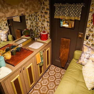 NBC Dressing Room: In the Dewdrop Inn