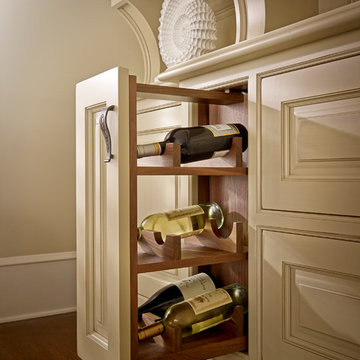 Pull Out Wine Storage