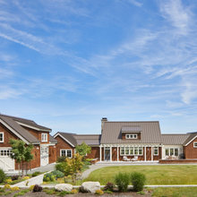 Lakehouse Exteriors