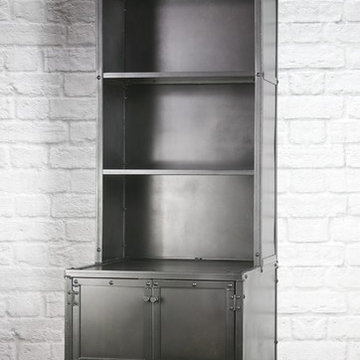 Industrial Retail Fixture / Modern Industrial Retail Display
