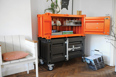 Pandora cabinet