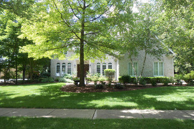 Example of a classic exterior home design in Chicago