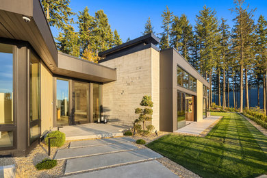 Home design - modern home design idea in Seattle