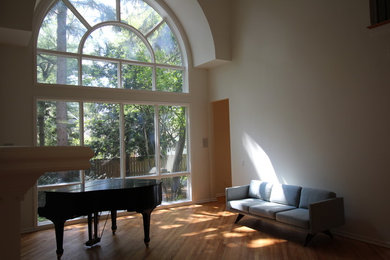 Living room - traditional living room idea in Detroit