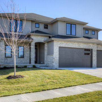 Move-in Ready Home in Elkhorn