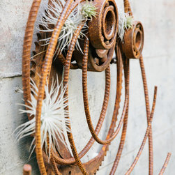 Holiday Wreaths - Outdoor Decor