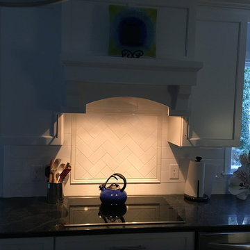 Transitional Kitchen in suburban Boston, MA