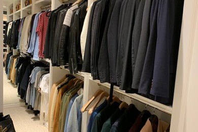 Inspiration for a timeless closet remodel in New York