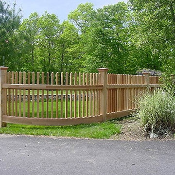 Cedar Chestnut Hill Fence with Natural Finish