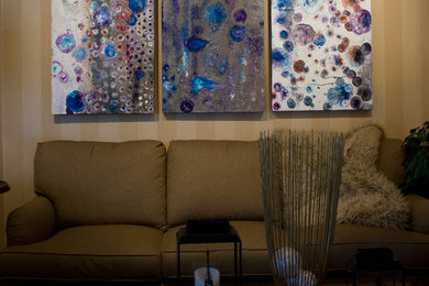 Living room - traditional living room idea in Chicago
