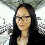 Mina Hong's photo