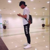Leroy Leong's photo