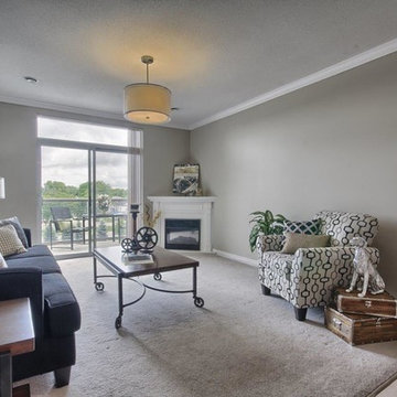 Staging a vacant condo