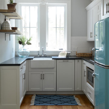 Hopes Neck Farmhouse Guest House