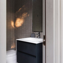 Pool/powder Sinks