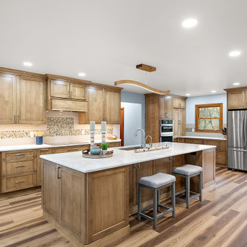 Showplace Framed Maple Pendleton Kitchen in Cashew
