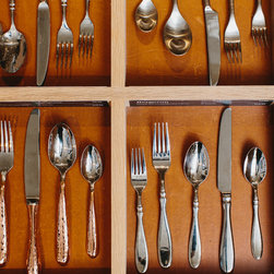 Williams Sonoma Silverware Display - Kitchen Storage And Organization