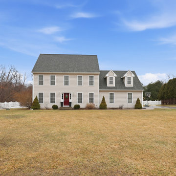 555 Wall Street, Hebron, CT 06248
