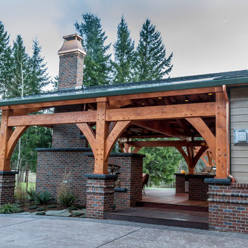 Outdoor Kitchen & Entertainment Patio