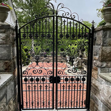 Steel Walkway Gate