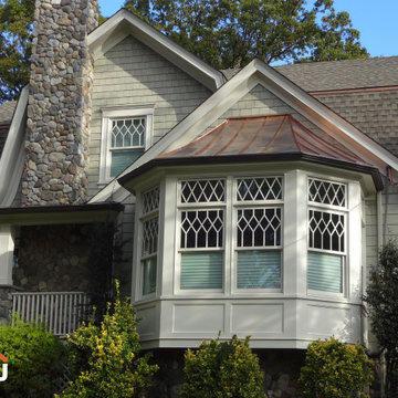 Farmhouse - Svelte Sage NuCedar Shingles and Clapboard