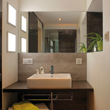 Hall Bath Reno