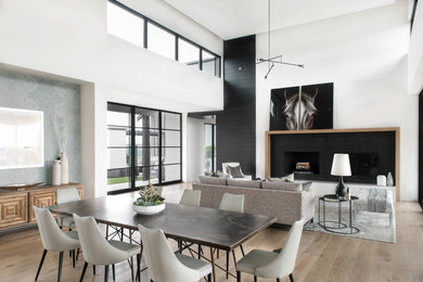 Dining room - contemporary dining room idea in Austin