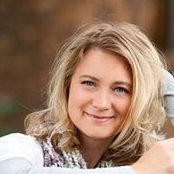 Melanie Rattray's photo