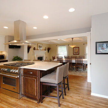 Grand Rapids Family Kitchen & Laundry Room