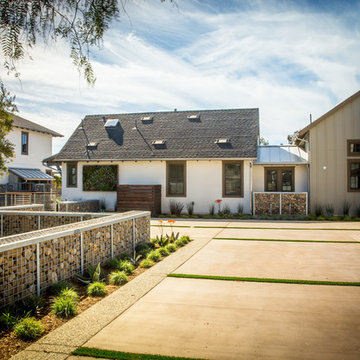 A Perfectly Lined Driveway: Eclectic Farmhouse for Family Entertainment