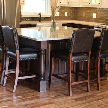 Taylor Ridge, IL- Traditional Kitchen in a Rustic Setting