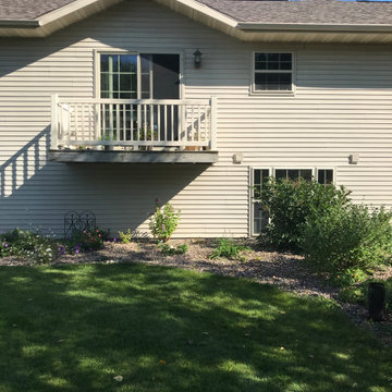 Existing balcony and surroundings
