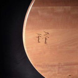 Table basse pyrograv&eacute; - Coffee Tables