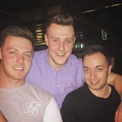 Ash Hales's photo