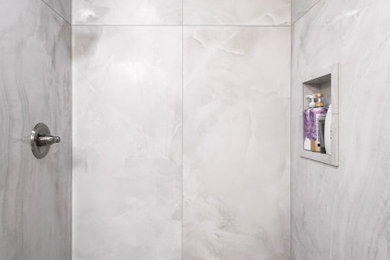 Mid-sized trendy kids' alcove shower photo in Orange County