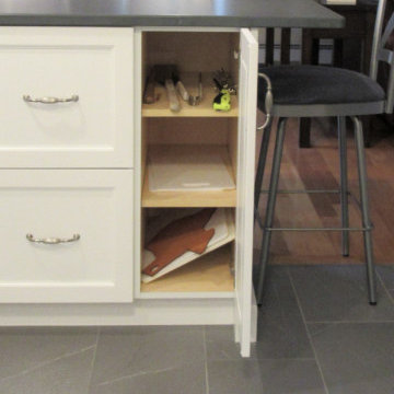 Litchfield, Transitional White Kitchen