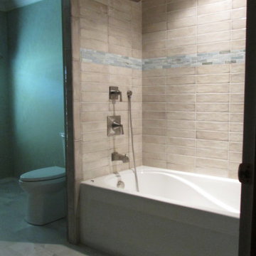 Tiled Shower with Accent Band
