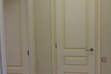 Коплект дверей в квартиру в центре Санкт-Петербурга
