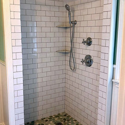 Neo Round Shower Rod in Chrome - Shower Curtain Rods