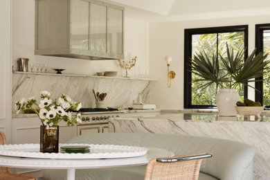 Transitional kitchen photo in Miami