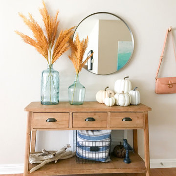 CALIFORNIA CASUAL ENTRY WAY