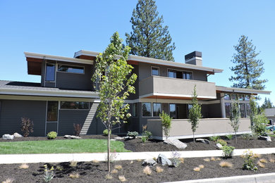878 Northwest Crossing
