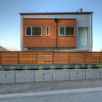 Tsunami House