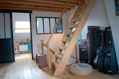 This is an example of a midcentury home in Le Havre.