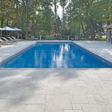 POOLSIDE POSH