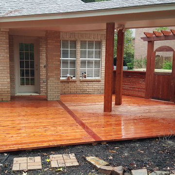 Cedar Deck and Gate with Sikkens Mahogany Stain