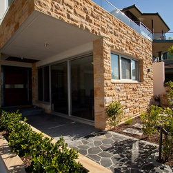 Teakwood Sandstone Rockface - Wall Cladding & Stone Veneer