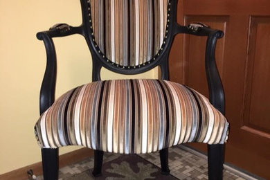 Auction Chair