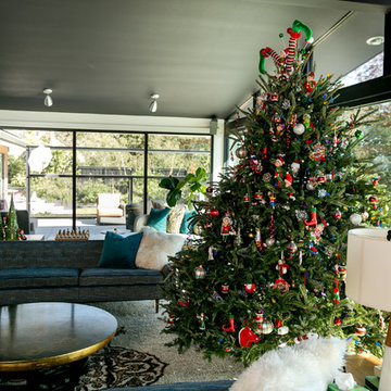 My Houzz: Sparkly Christmas Touches in a Midcentury Texas Home